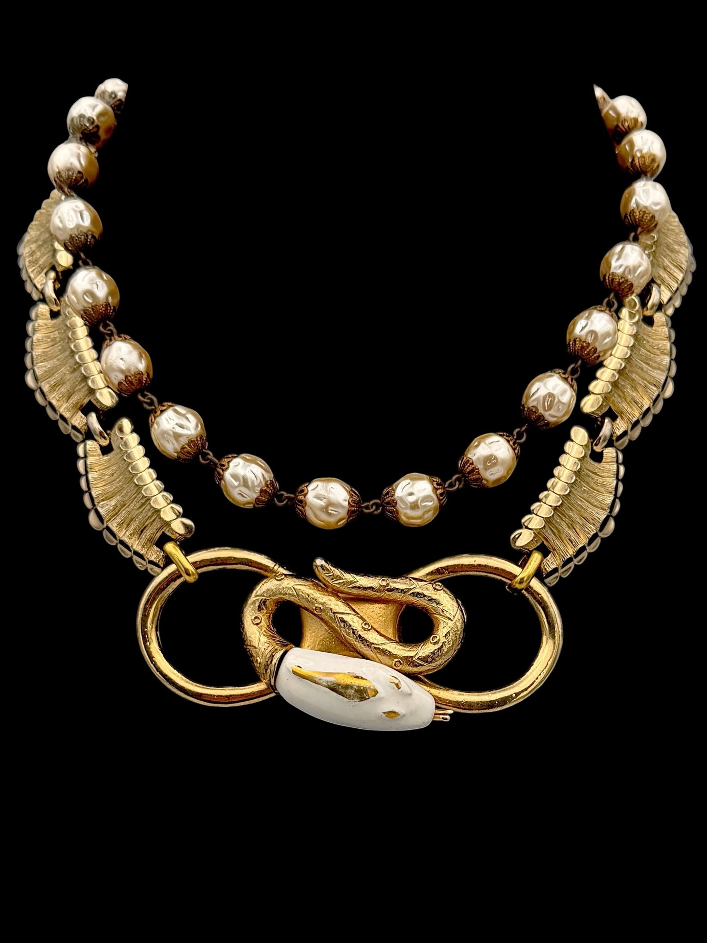 Fifth Avenue Serpent