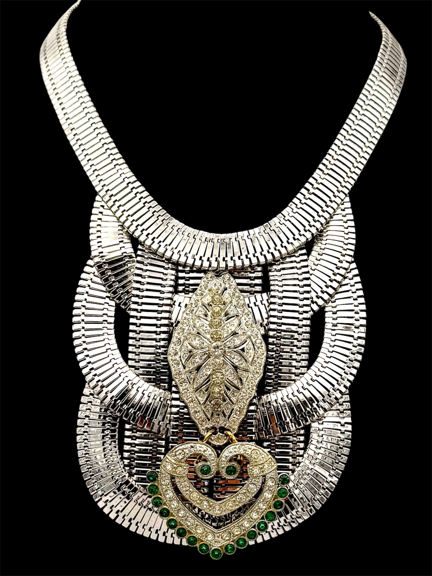 Deco Bib