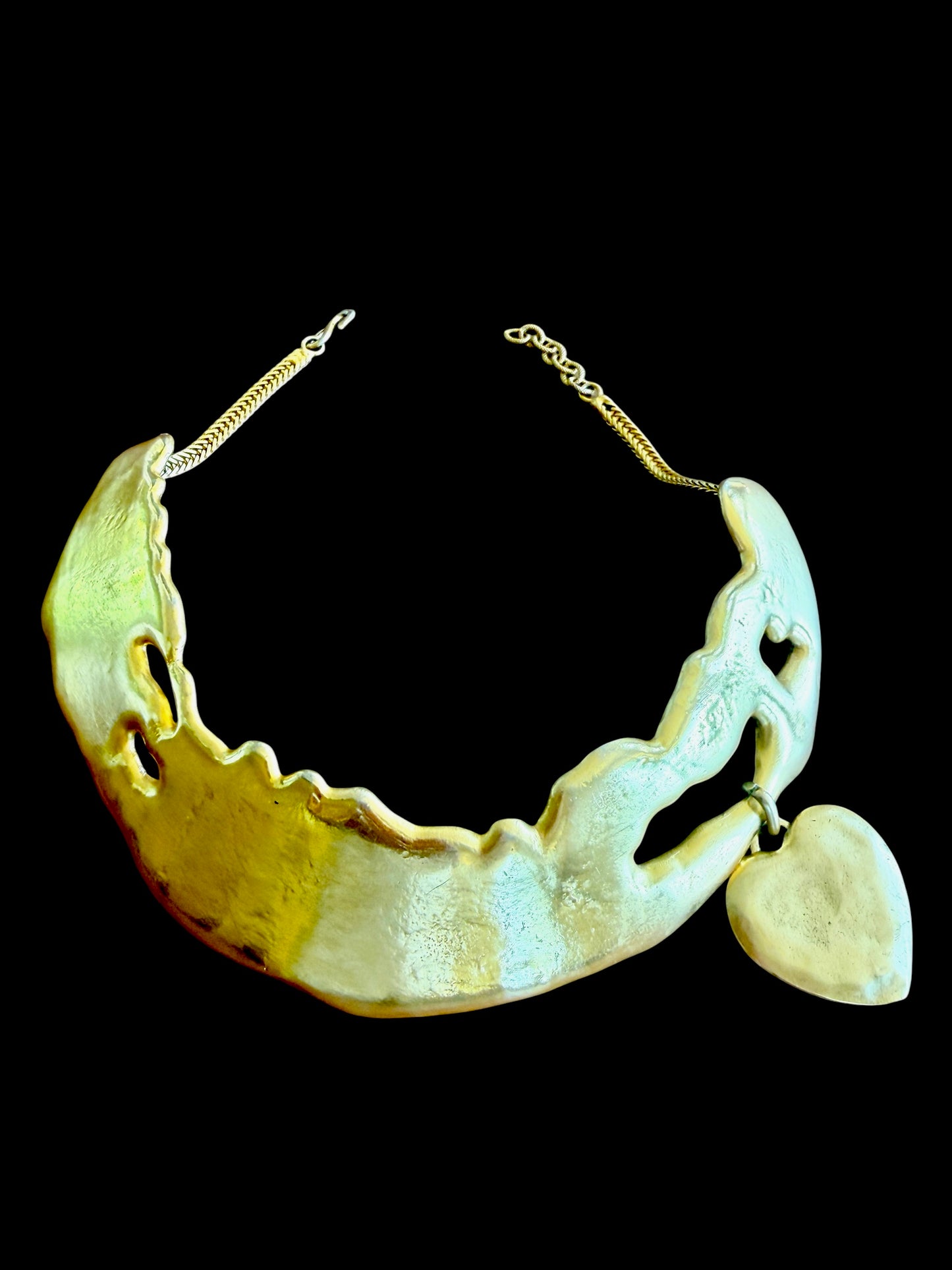 Heart of the Matter Collar
