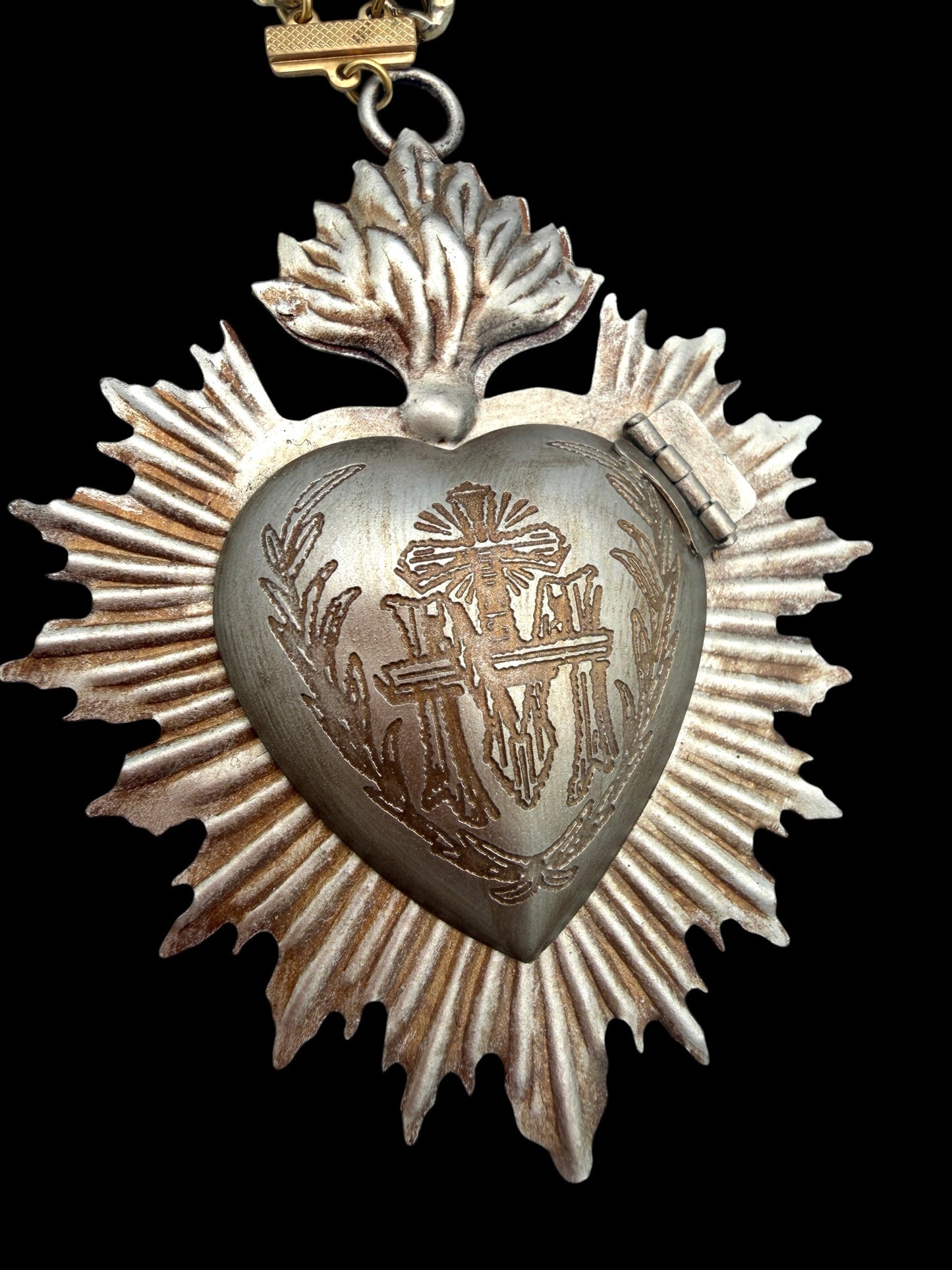 Sacred Heart Keepsake Locket