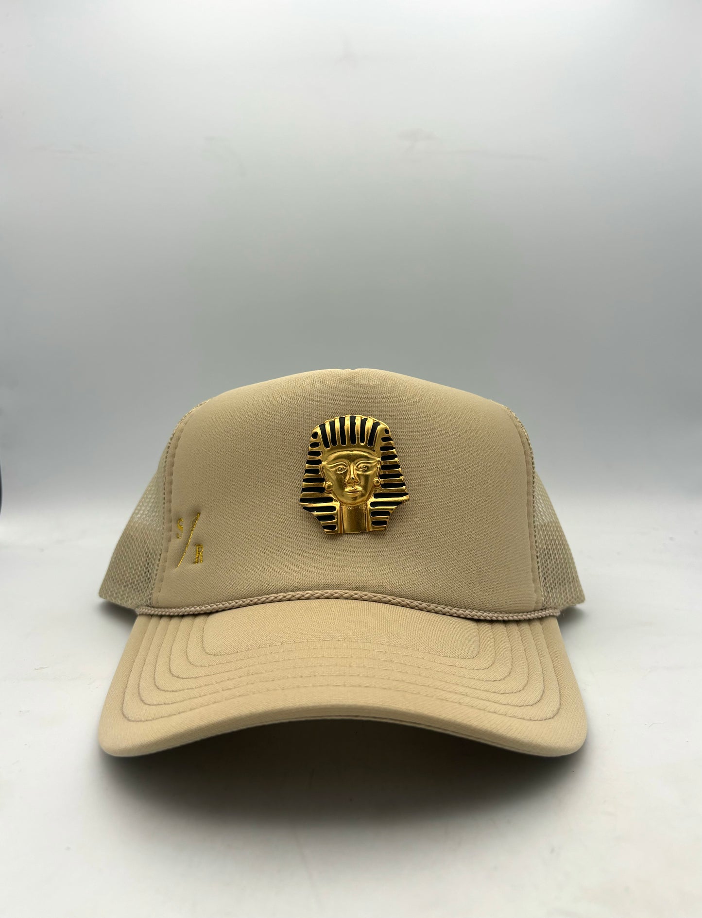 Tut's Trucker